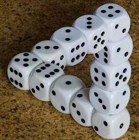 Realistic Dice Illusion